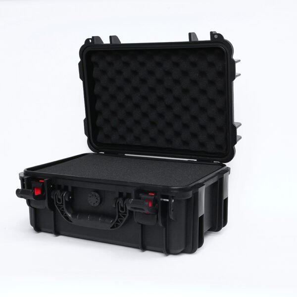R6577 18in Protector Case (Black)
